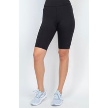 Load image into Gallery viewer, Top and bottom jogger set in black