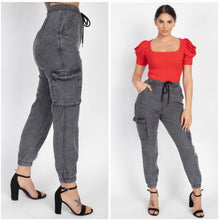Load image into Gallery viewer, Black mineral wash jogger pant
