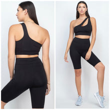 Load image into Gallery viewer, Top and bottom jogger set in black