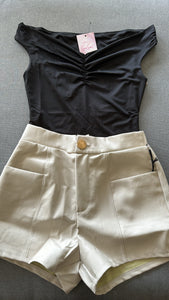 NANCY high waisted faux leather shorts