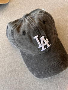 THE L.A embroidered hat