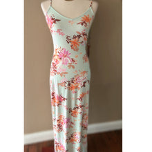 Load image into Gallery viewer, IVONNE floral maxi dress