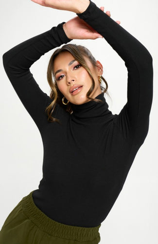 ELSIE turtleneck top