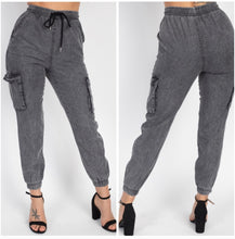 Load image into Gallery viewer, Black mineral wash jogger pant