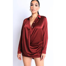 Load image into Gallery viewer, BRITANIA satin polyester dress in burgundy