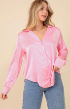 Load image into Gallery viewer, ROSITA button down satin top