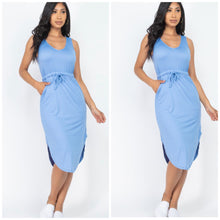 Load image into Gallery viewer, Drawstring midi dress with pockets
